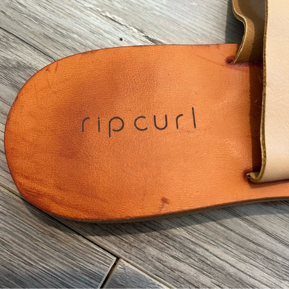 Rip Curl Women’s Tallows Slide Sandals - Picture 2 of 9